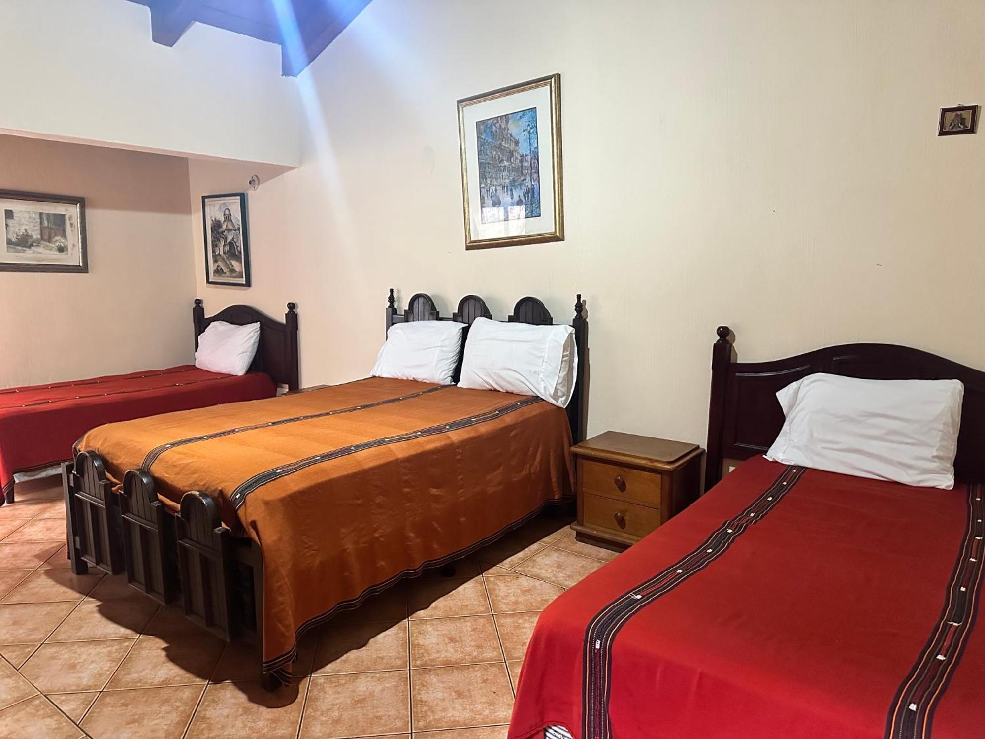 Don Valentino Hotel Antigua Eksteriør billede