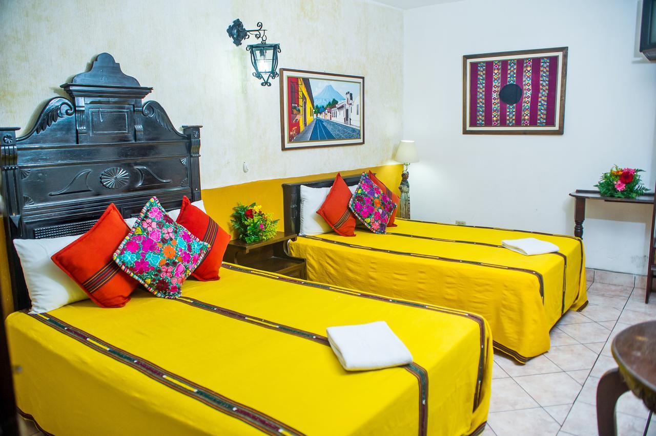 Don Valentino Hotel Antigua Eksteriør billede