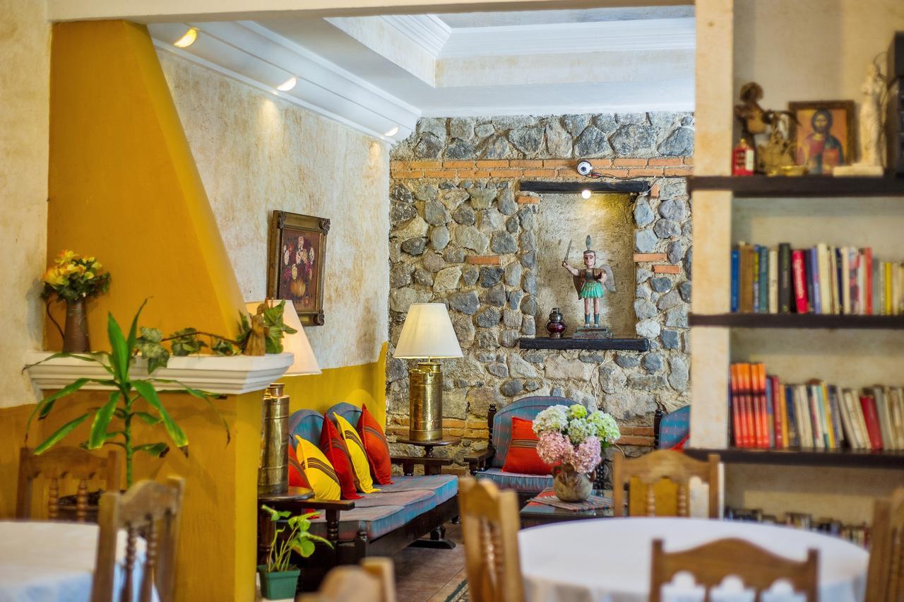 Don Valentino Hotel Antigua Eksteriør billede